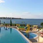 In Complex Panorama