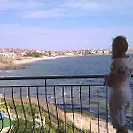 شقة In Complex Panorama
