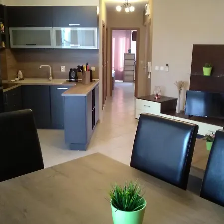 In Complex Panorama アパート