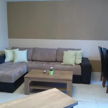 In Complex Panorama アパート *