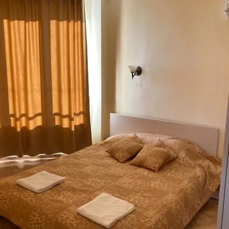 In Complex Panorama アパート