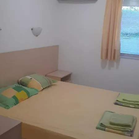 아파트 In Complex Panorama