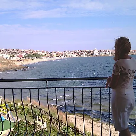 아파트 In Complex Panorama